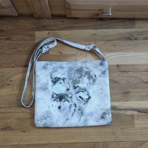 Grey wolf shoulder bag